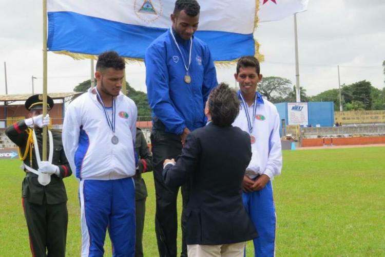 12805864_798110946985640_7560171812337648386_n